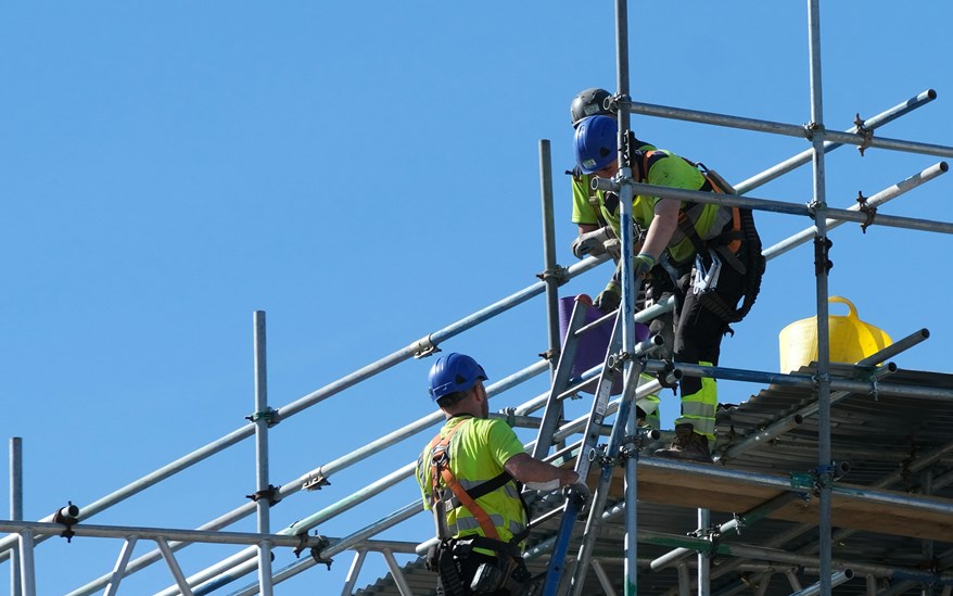 Government to tackle rogue builders